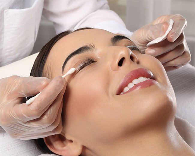 Eyelash Lamination: Lash Lift Service in Dubai - Lasting Beauty and Care Eyelash Lamination: Lash Lift Service in Dubai - Lasting Beauty and Care