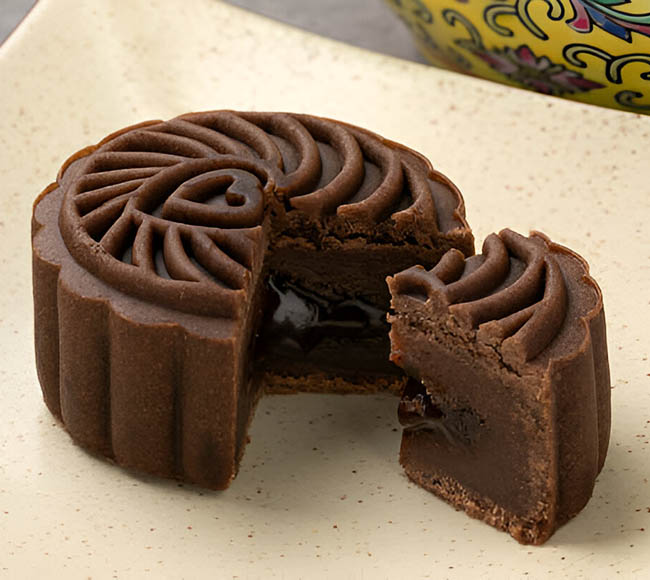 The Delight of Mooncakes - Traditional Treats and Modern Twists