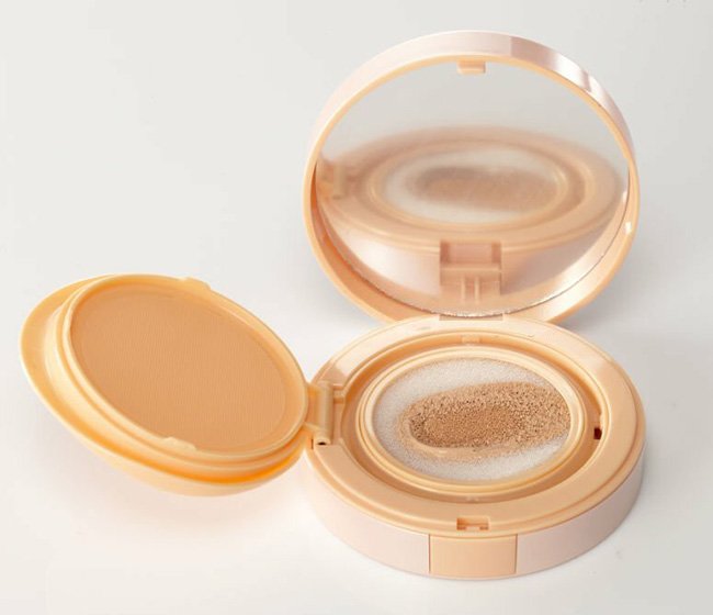 Best Cushion Foundations to Achieve Natural Yet Flawless Looking Skin Best Cushion Foundations to Achieve Natural Yet Flawless Looking Skin